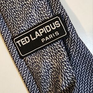 Ted Lápidus París men ALL silk neck tie